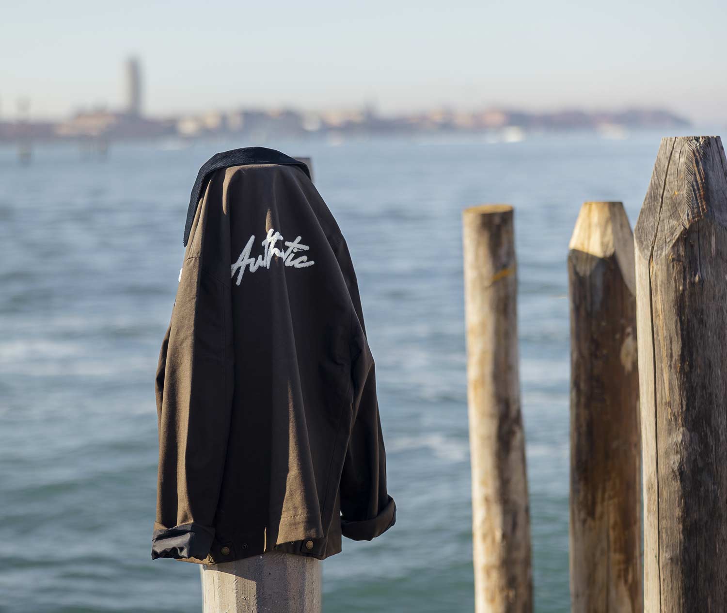 CAT WWR | Peoria Canvas Jacket With Embroidery Slate Black