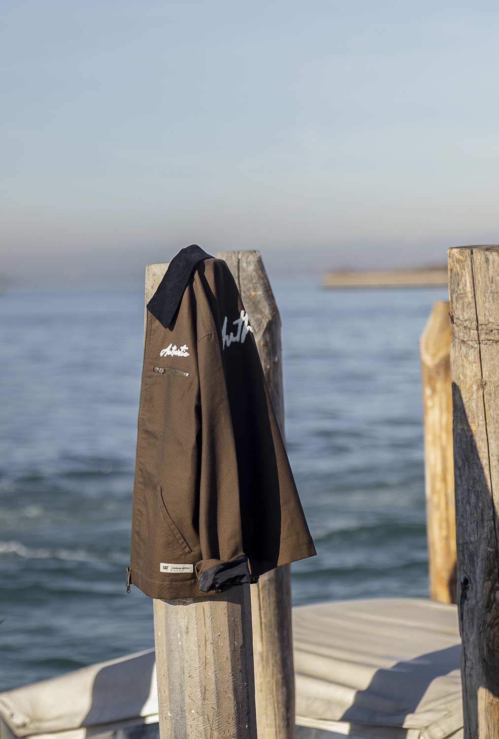 CAT WWR | Peoria Canvas Jacket With Embroidery Slate Black