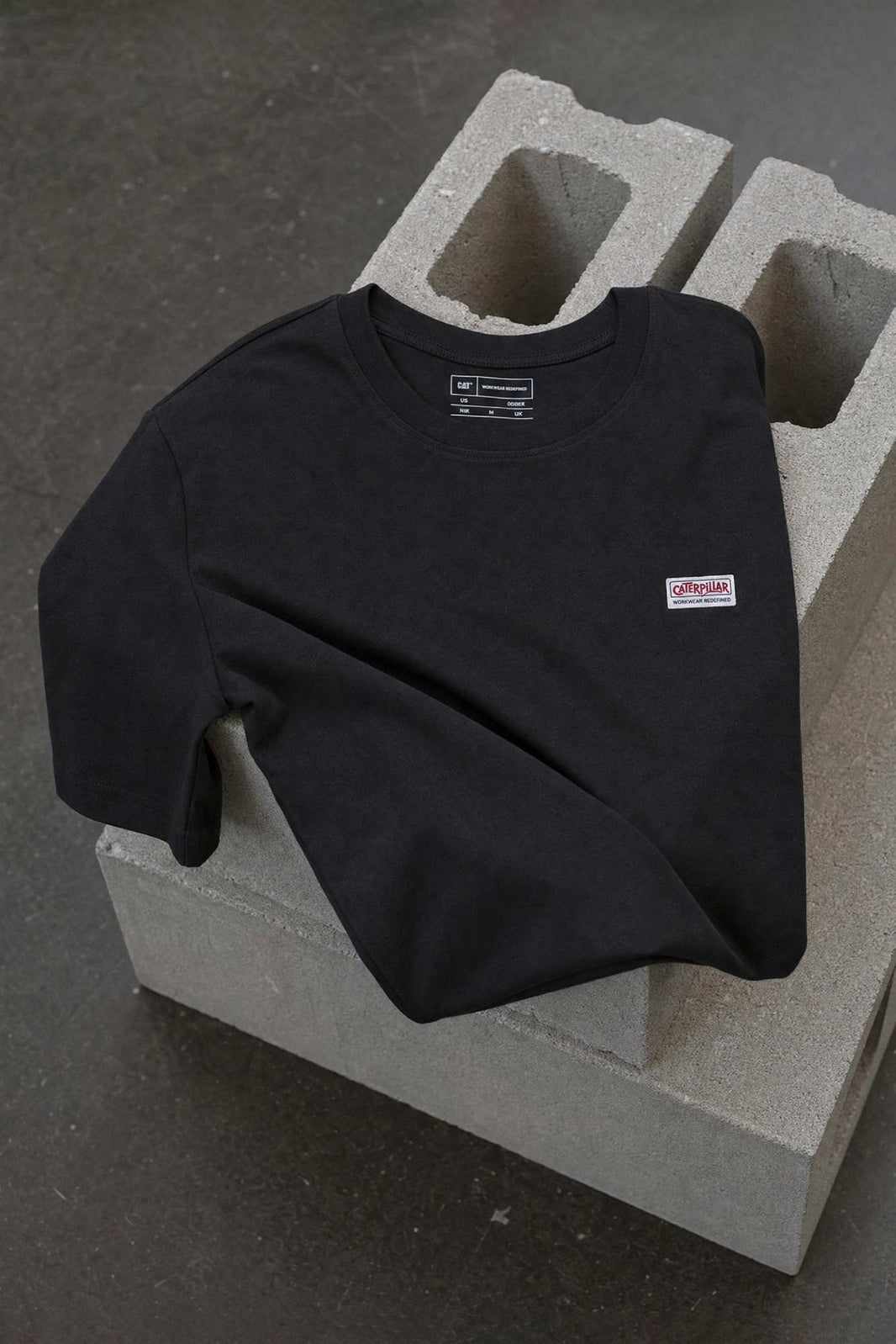 Basic Logo T-Shirt